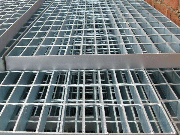 热镀锌钢格栅图片3 热镀锌钢格栅图片3